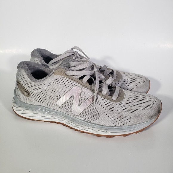 New Balance Shoes - New Balance Fresh Foam Light Gray Women's Running Shoes Size 8 WARISLO1